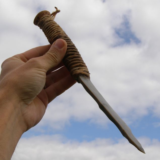 Pazourkový nůž – Dýka dlouhá čepel – obrázek 2 z 7