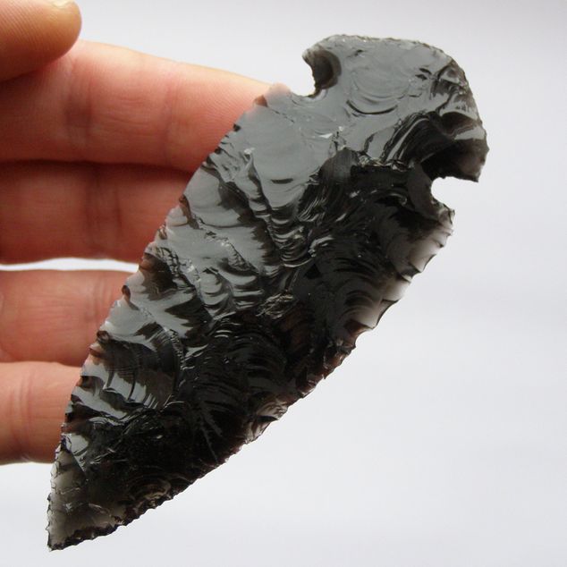 Americký hrot – Obsidiánový hrot s bočními vruby 2 – obrázek 4 z 4