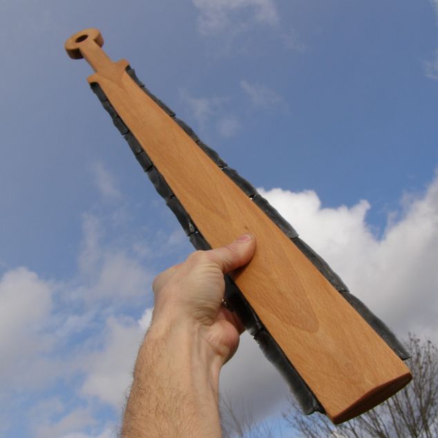 Pazourkový nůž – Aztécký meč – obrázek 1 z 12